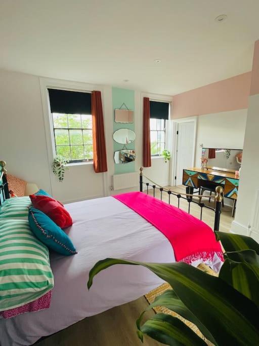 Colourful Apartment In Margate KENT ภายนอก รูปภาพ