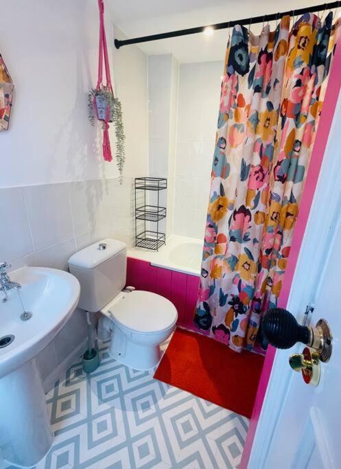 Colourful Apartment In Margate KENT ภายนอก รูปภาพ